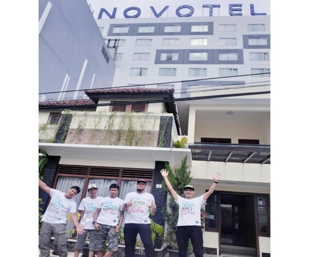 Malioboro Place Yogyakarta Exterior foto