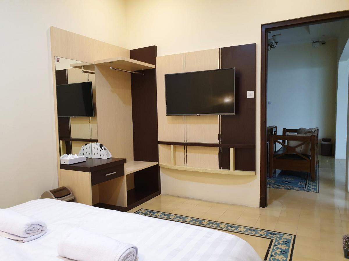 Malioboro Place Yogyakarta Exterior foto